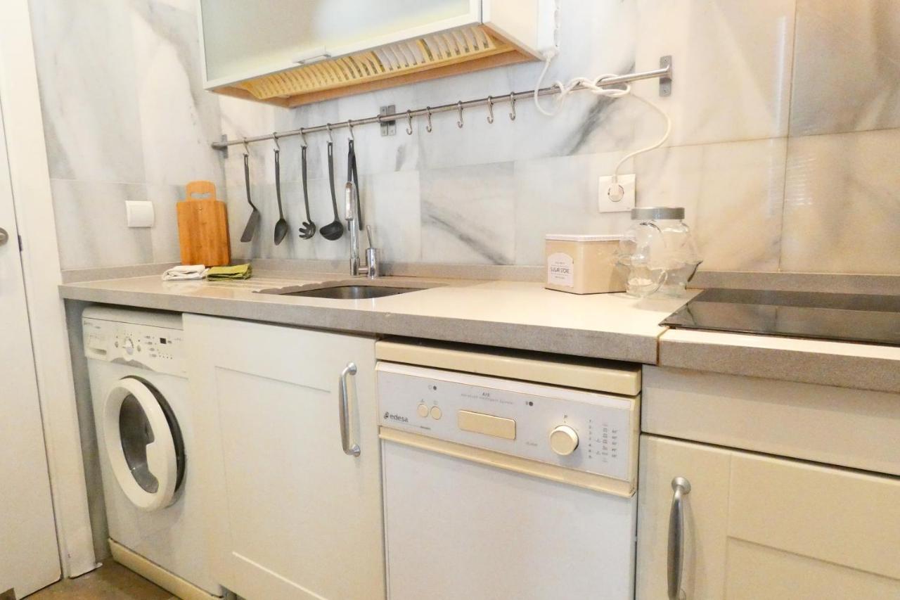 Homeyseville-Luxury Apartment Arenal 6 Pax, Parking Optional Eksteriør billede